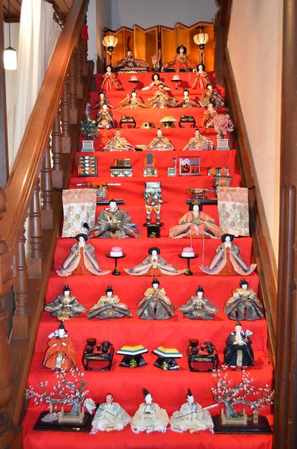 Staircace dolls at the former Koga bank building